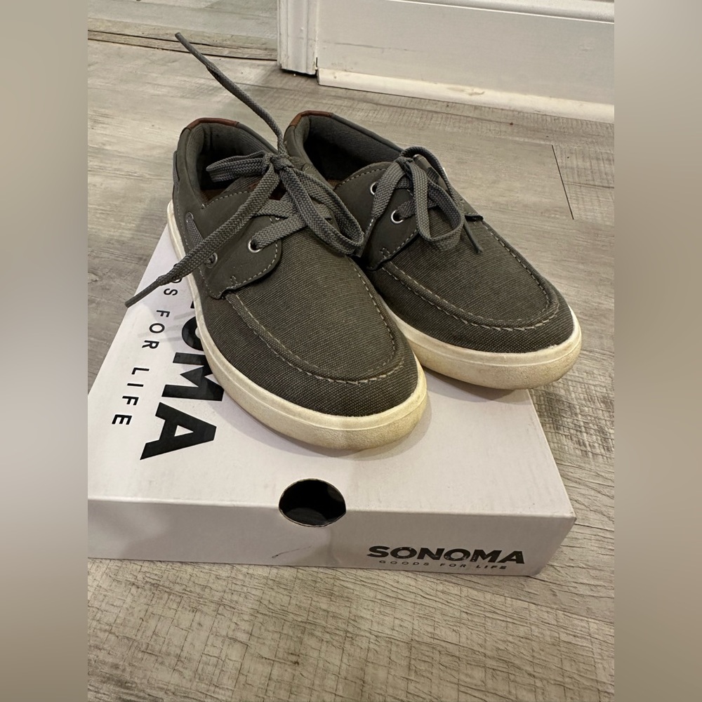 Boys Size 1 Sonoma Casual Slip on Shoes
